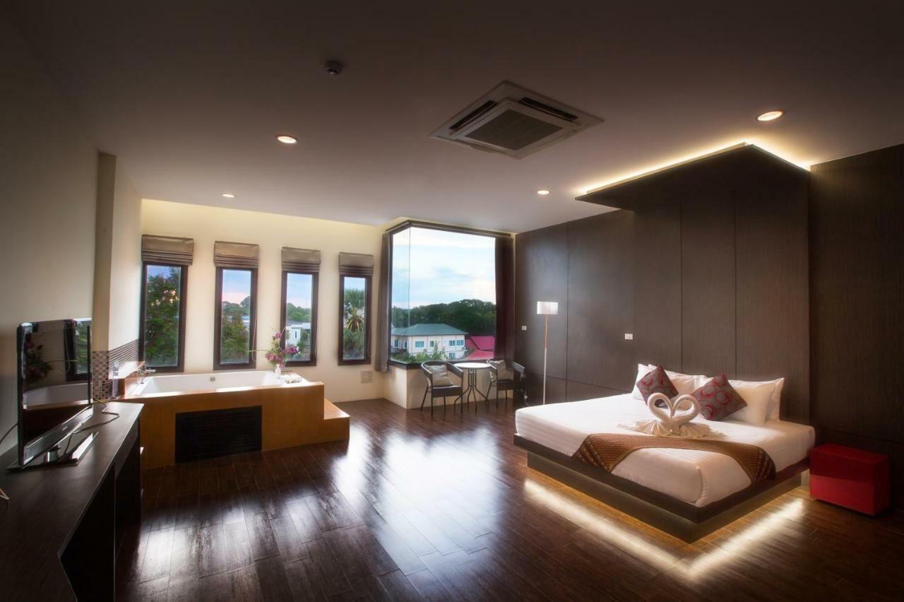 The Rich Hotel Ubonratchathani Ubon Ratchathani Exterior photo